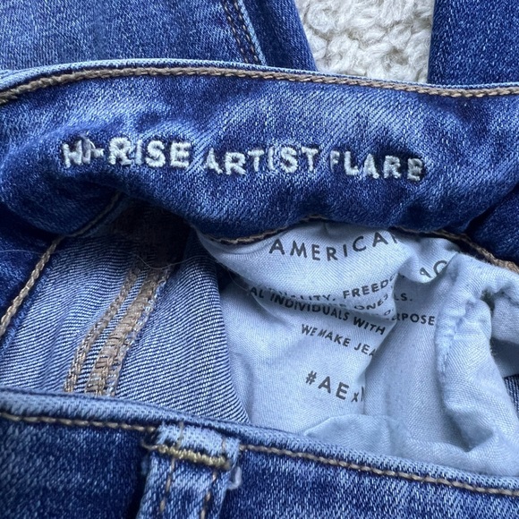 Women’s American Eagle Size 0Long Hi Rise Artist Flare Jeans - Picture 3 of 7